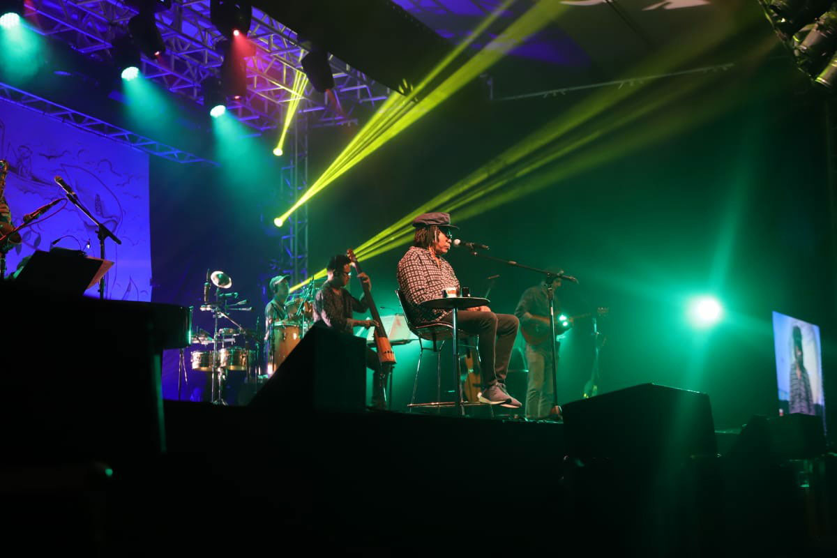 Milton Nascimento emociona público em Santos com sucessos do Clube da Esquina
