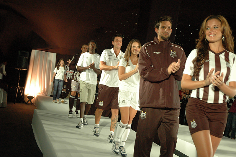 Lançamento Uniformes Santos FC 2009