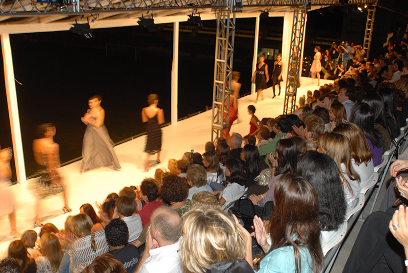 Desfile Ana Salgueirosa na Vila Belmiro